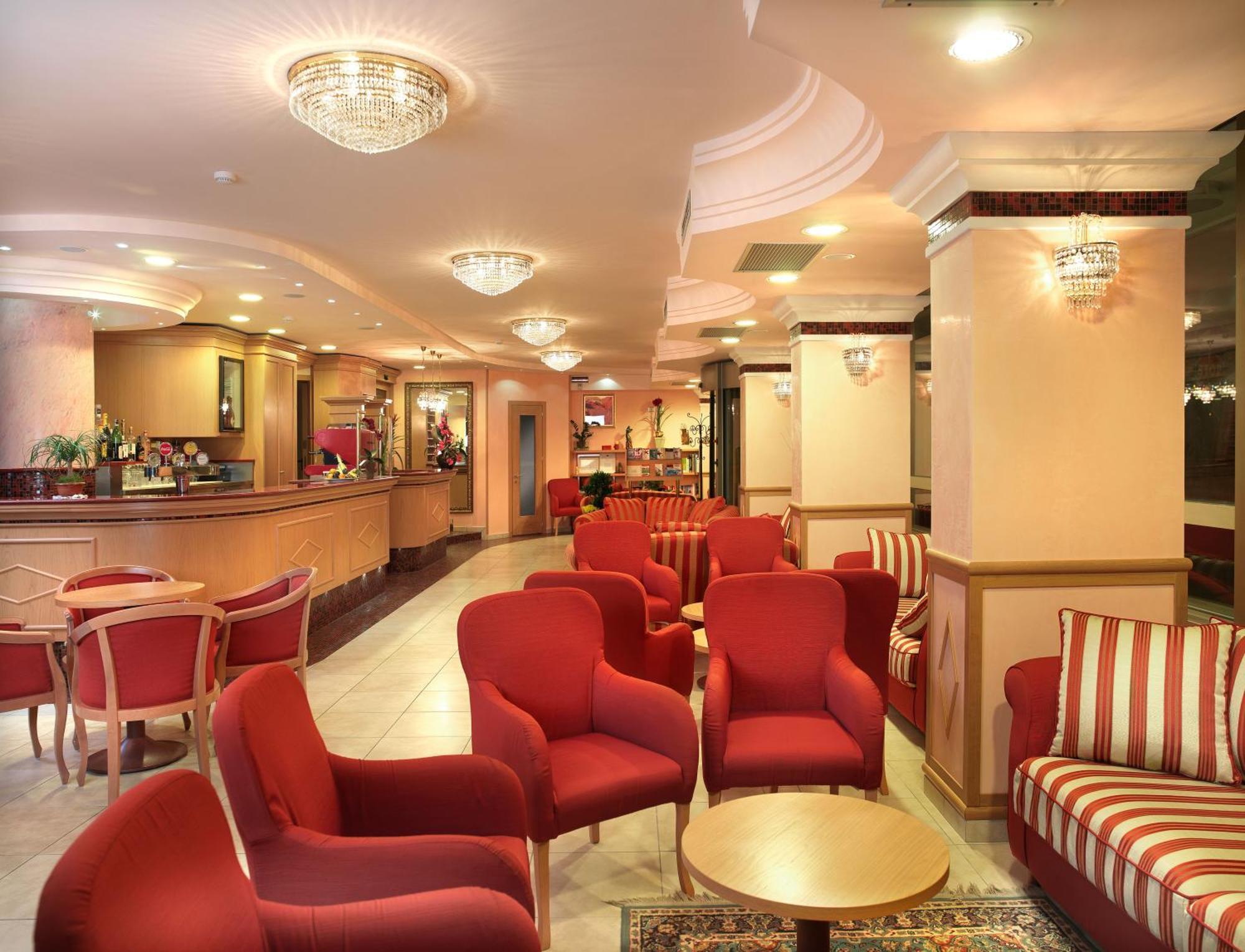 Hotel Mondial Bellaria-Igea Marina Exterior photo